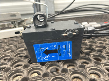 Cilindro hidráulico nuevo IVECO EUROCARGO 75E MLC CABIN LIFTING KIT: foto 2