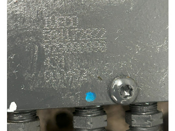 Cilindro hidráulico nuevo IVECO EUROCARGO 75E MLC CABIN LIFTING KIT: foto 4