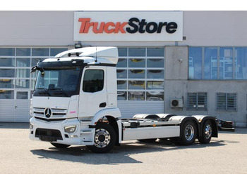 Camión chasis MERCEDES-BENZ eActros