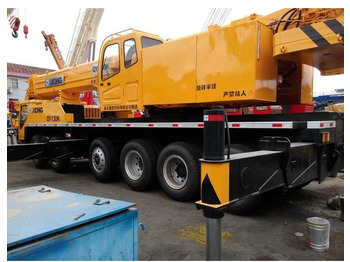 Autogrúa XCMG QY130K