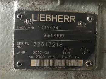 Bomba hidráulica LIEBHERR