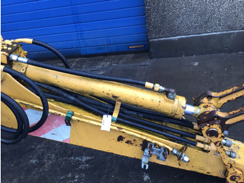 Cilindro hidráulico LIEBHERR