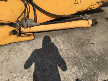 Cilindro hidráulico LIEBHERR