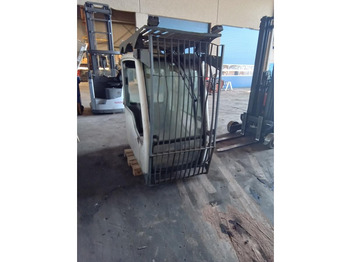 Cabina e interior LIEBHERR