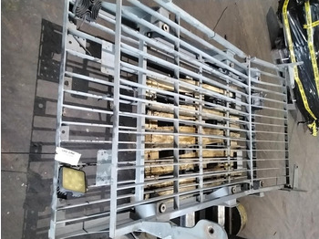 Cabina e interior LIEBHERR