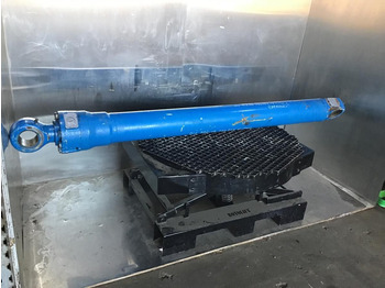 Cilindro hidráulico LIEBHERR