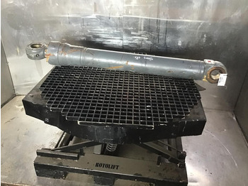 Cilindro hidráulico LIEBHERR