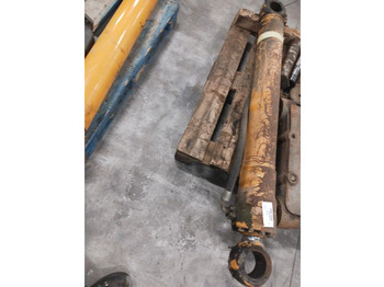 Cilindro hidráulico LIEBHERR