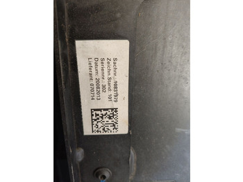 Puerta y piezas Liebherr Door Front Left: foto 2 Puerta y piezas Liebherr Door Front Left: foto 2