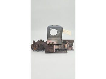 Silenciador/ Sistema de escape LIEBHERR