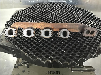 Tubo de escape LIEBHERR