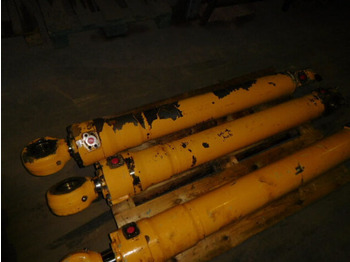 Cilindro hidráulico LIEBHERR