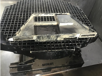 Cabina e interior LIEBHERR