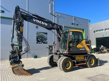 Excavadora de ruedas VOLVO EWR150E