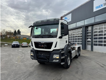 Leasing de MAN TGS 33.480 6x4 Moser Haken 53'000Km MAN TGS 33.480 6x4 Moser Haken 53'000Km: foto 1 Leasing de MAN TGS 33.480 6x4 Moser Haken 53'000Km MAN TGS 33.480 6x4 Moser Haken 53'000Km: foto 1