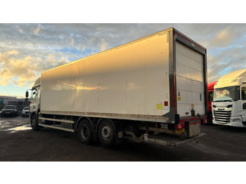 Camión caja cerrada DAF CF 340: foto 3
