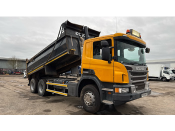 Camión volquete SCANIA P 320