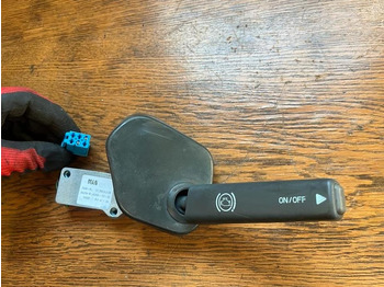 Conmutador en la columna de dirección MAN