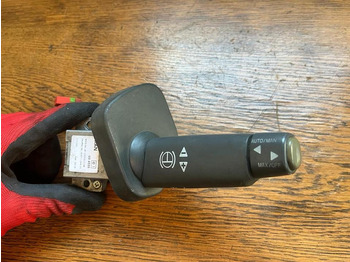 Conmutador en la columna de dirección MAN