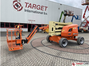 Plataforma articulada JLG