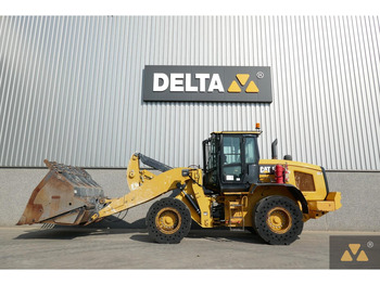 Cargadora de ruedas CATERPILLAR 938M