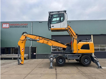 Manipulador de materiales LIEBHERR LH 22 M