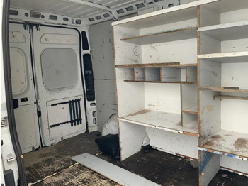 Furgón Peugeot Boxer 330 2.2 HDI L2H2 Première Airco Cruise Camera side: foto 5