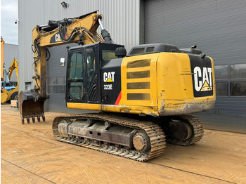 Excavadora de cadenas CATERPILLAR 323