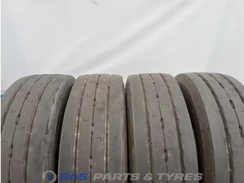 Neumático para Camión Michelin Michelin 205/65R17.5 X Multi T2 132/130 J M+S 3PMSF gebruikte set: foto 2 Neumático para Camión Michelin Michelin 205/65R17.5 X Multi T2 132/130 J M+S 3PMSF gebruikte set: foto 2