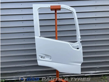 Puerta y piezas VOLVO FM