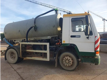 Camión VOLVO FL7 260