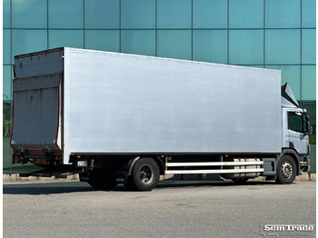 Camión caja cerrada Scania P114-340 Burgers Isolated BOX Tail Lift 850 x 250 x 270 CM Inside Holland: foto 4