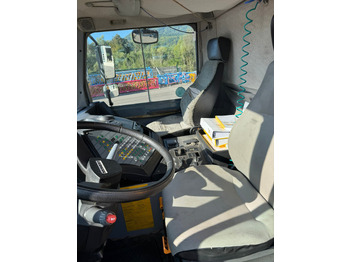 Autogrúa LIEBHERR LTM 1030/2: foto 5