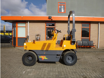 Rodillo de neumáticos SAKAI