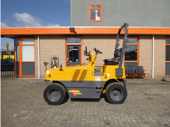 Rodillo de neumáticos SAKAI