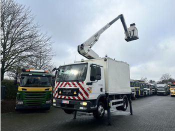 Camión con plataforma elevadora RUTHMANN