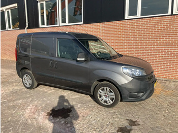 Coche Fiat Doblò: foto 3