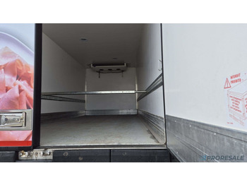 Camión frigorífico VOLVO FL 250 BB EURO 6 - mrazírna + CARRIER XARIOS 600 EL MAXI: foto 5