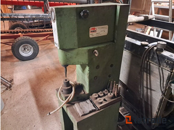 Maquinaria industrial Nittemaskine Pmd Piccinotti Vis 3 M. diverse matricer: foto 4