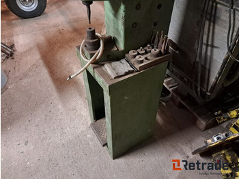 Maquinaria industrial Nittemaskine Pmd Piccinotti Vis 3 M. diverse matricer: foto 5