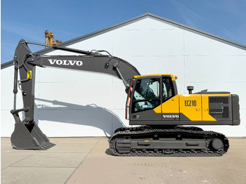 Excavadora de cadenas VOLVO EC210
