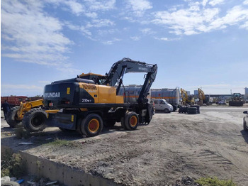 Excavadora de ruedas Hyundai R210-7: foto 4