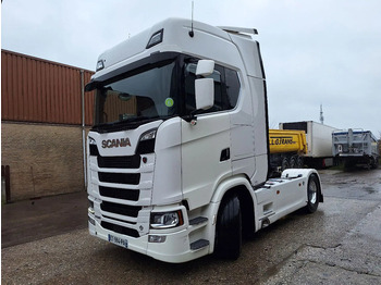 Cabeza tractora SCANIA S 520