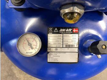 Maquinaria industrial whisper quiet compressor JUN-AIR 4-25 motor oil lubricated with pressure reducer JUNAIR: foto 2