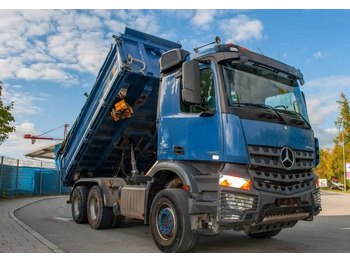 Leasing de  Mercedes-Benz Arocs 2652 6x4 – Wywrotka trójstronna Meiller z Bordmatik (Euro 6) Mercedes-Benz Arocs 2652 6x4 – Wywrotka trójstronna Meiller z Bordmatik (Euro 6): foto 2