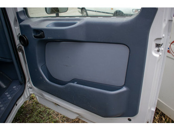 Puerta y piezas MERCEDES-BENZ Actros