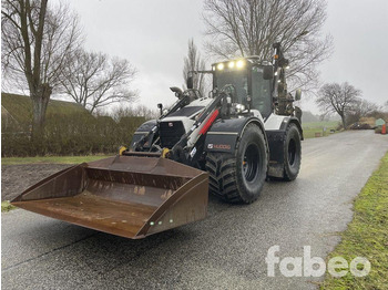 Retroexcavadora HUDDIG