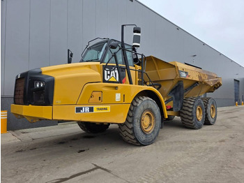 Dúmper articulado CATERPILLAR