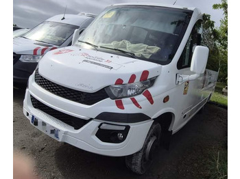 Minibús IVECO