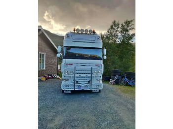 Cabeza tractora DAF XF 105 510